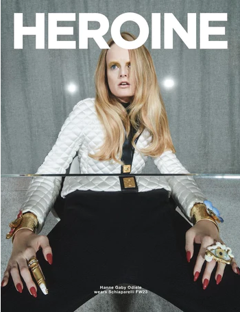 Heroine #19