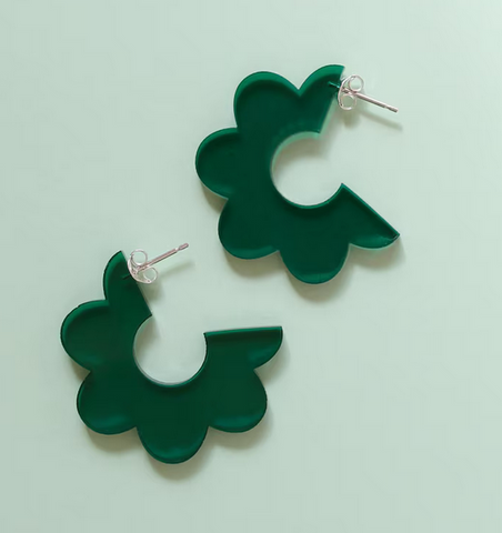 Green Scallop Hoop Earrings